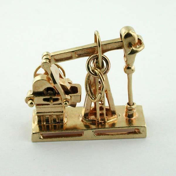 Movable 14k Gold Oil Derrick Rig Vintage Mechanical AC Charm Movable 14k gold oil derrick rig vintage mechanical ac charm