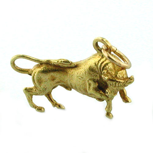 Toro Bull Fighting UNO.A.R Vintage 18K Gold Charm